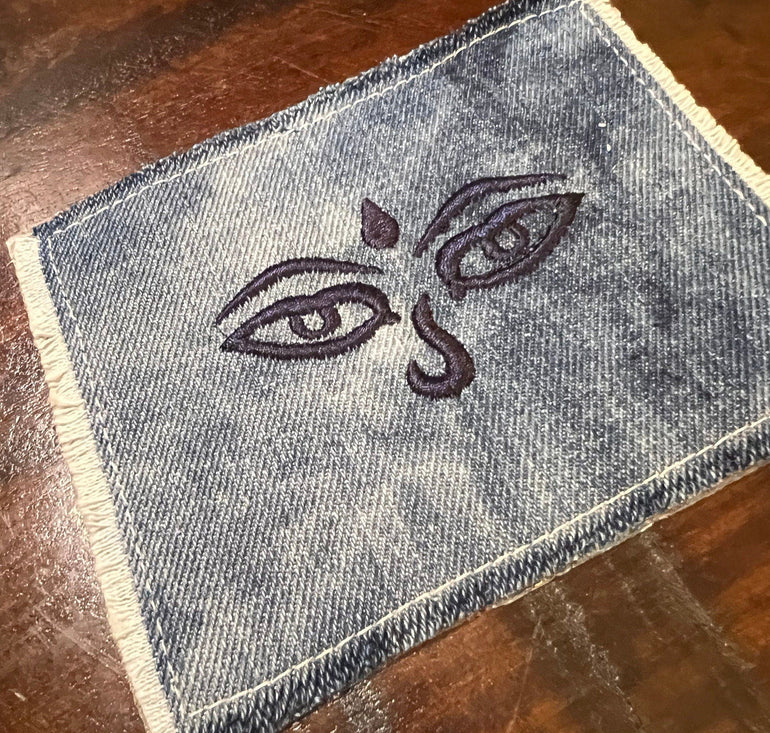 Black ANCIENT Eyes SOULE PATCH art Bleached blue Denim Iron On patch 5 X 4 Egyptian Face embroidered patchwork ironons patches sewn decal Appliques & Patches