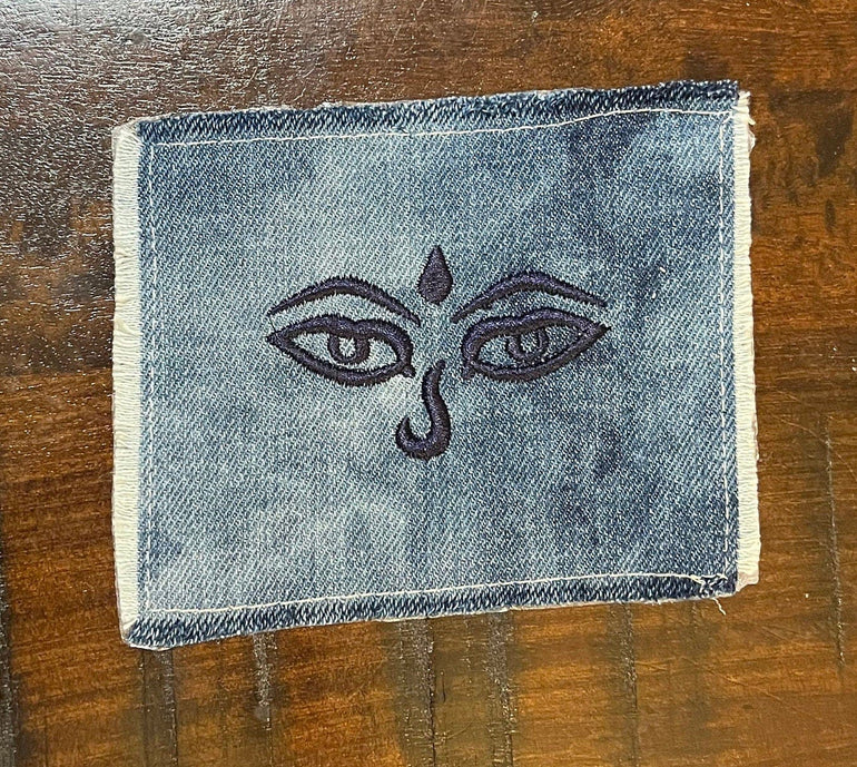 Black ANCIENT Eyes SOULE PATCH art Bleached blue Denim Iron On patch 5 X 4 Egyptian Face embroidered patchwork ironons patches sewn decal Appliques & Patches