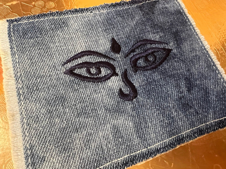 Black ANCIENT Eyes SOULE PATCH art Bleached blue Denim Iron On patch 5 X 4 Egyptian Face embroidered patchwork ironons patches sewn decal Appliques & Patches