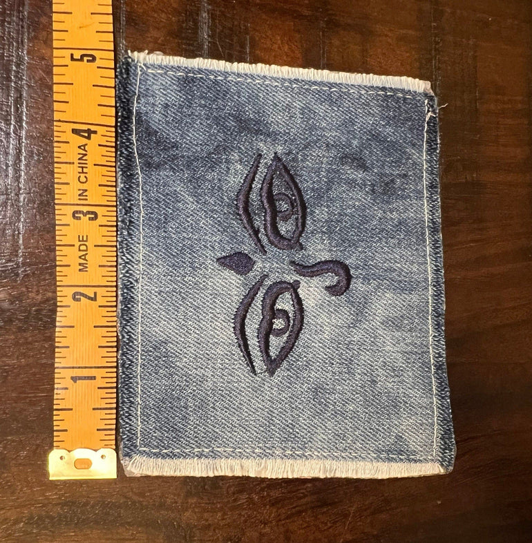 Black ANCIENT Eyes SOULE PATCH art Bleached blue Denim Iron On patch 5 X 4 Egyptian Face embroidered patchwork ironons patches sewn decal Appliques & Patches