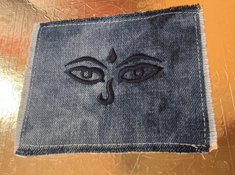Black ANCIENT Eyes SOULE PATCH art Bleached blue Denim Iron On patch 5 X 4 Egyptian Face embroidered patchwork ironons patches sewn decal Appliques & Patches