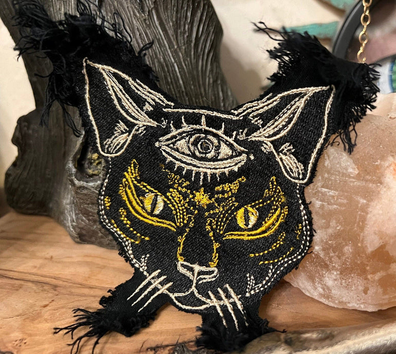 Black Cat Long Ear Hairs WHISKERS Protective Eye SOULE PATCH art Denim Iron On patch Patchwork embroidered Kitty Mystic Decal Pin Sew Press Appliques & Patches
