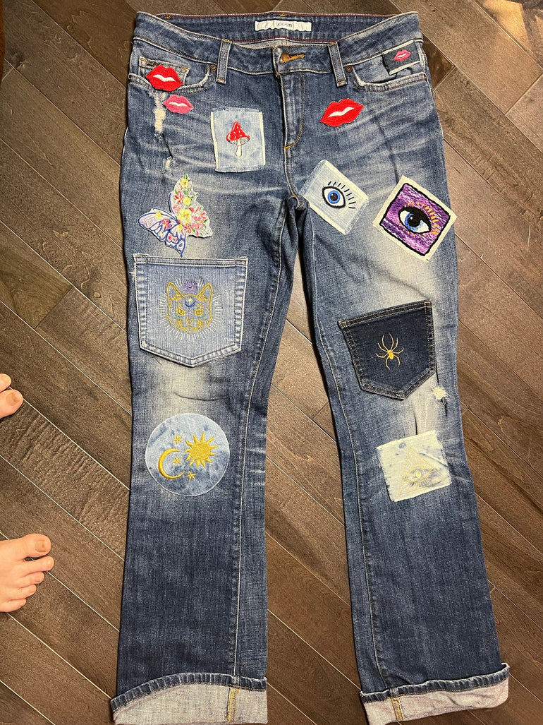Butterflower BUTTERFLY SOULE PATCH - Nature Embroidered hand bleached Denim Iron On patch Appliques & Patches