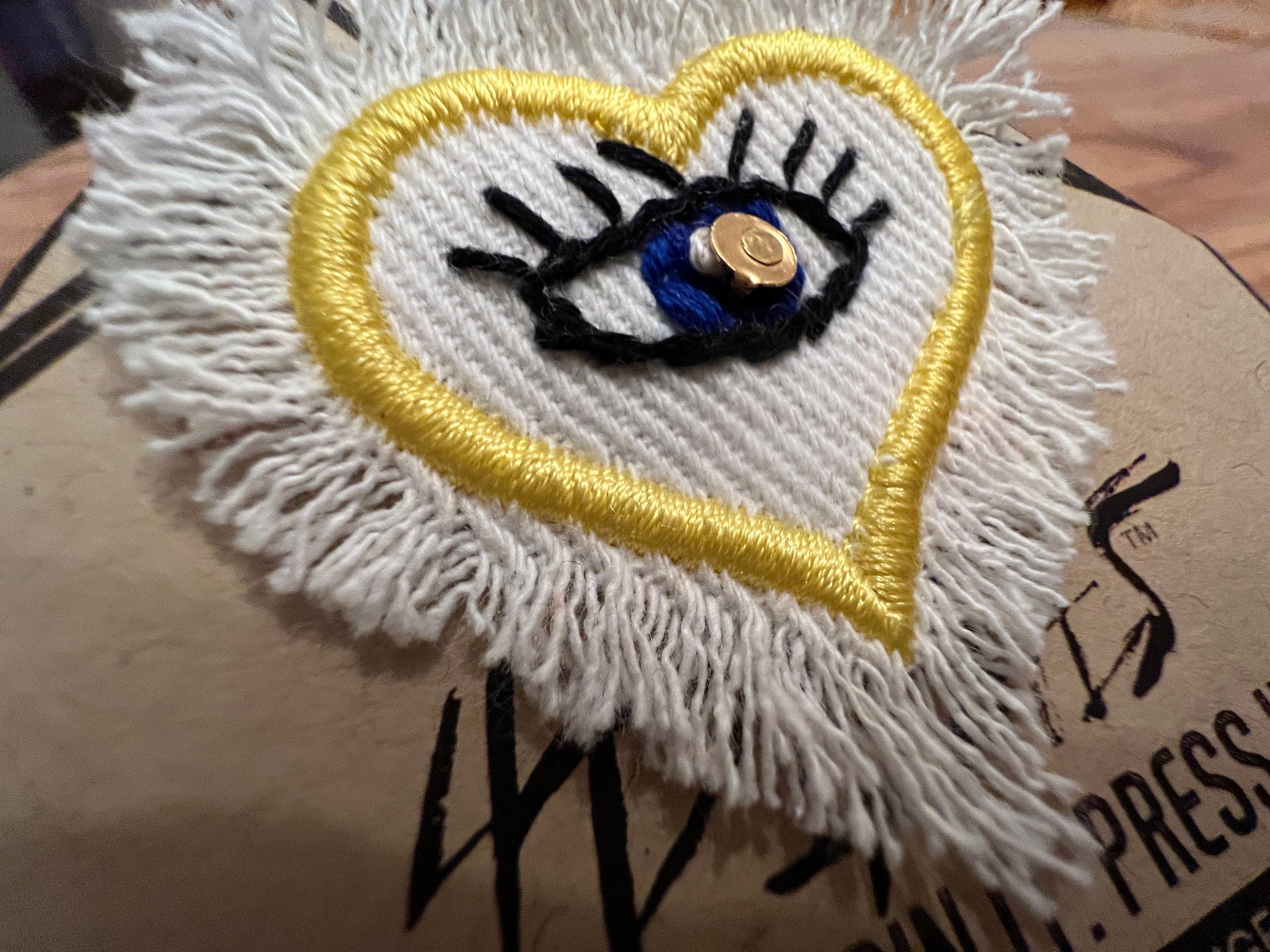 HAND STITCHED Protective Eye HEART Decal Handmade Pin tie tack Embroidered Eye Frayed Natural white fringed Denim Lapel positive iron on Brooches & Lapel Pins