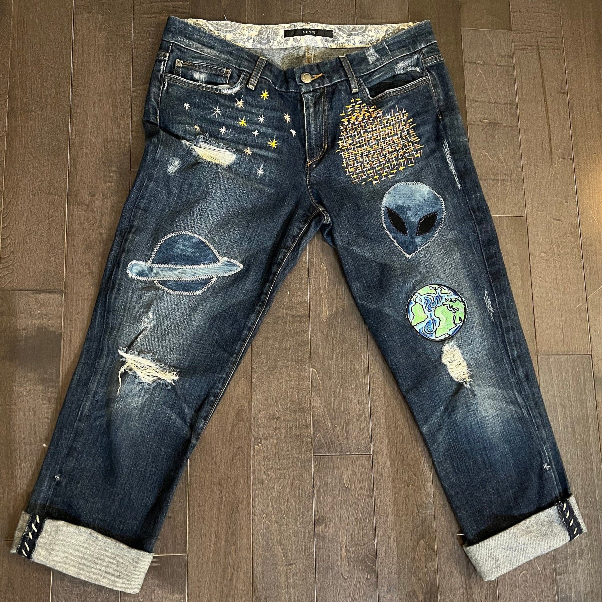 I Need My Space Jeans JOE&#39;S Jeans Appliques Patched Ladies Size 30 SPACE Aliens Planets ROCKETS Hand Embroidery Ripped Cuffed Pants